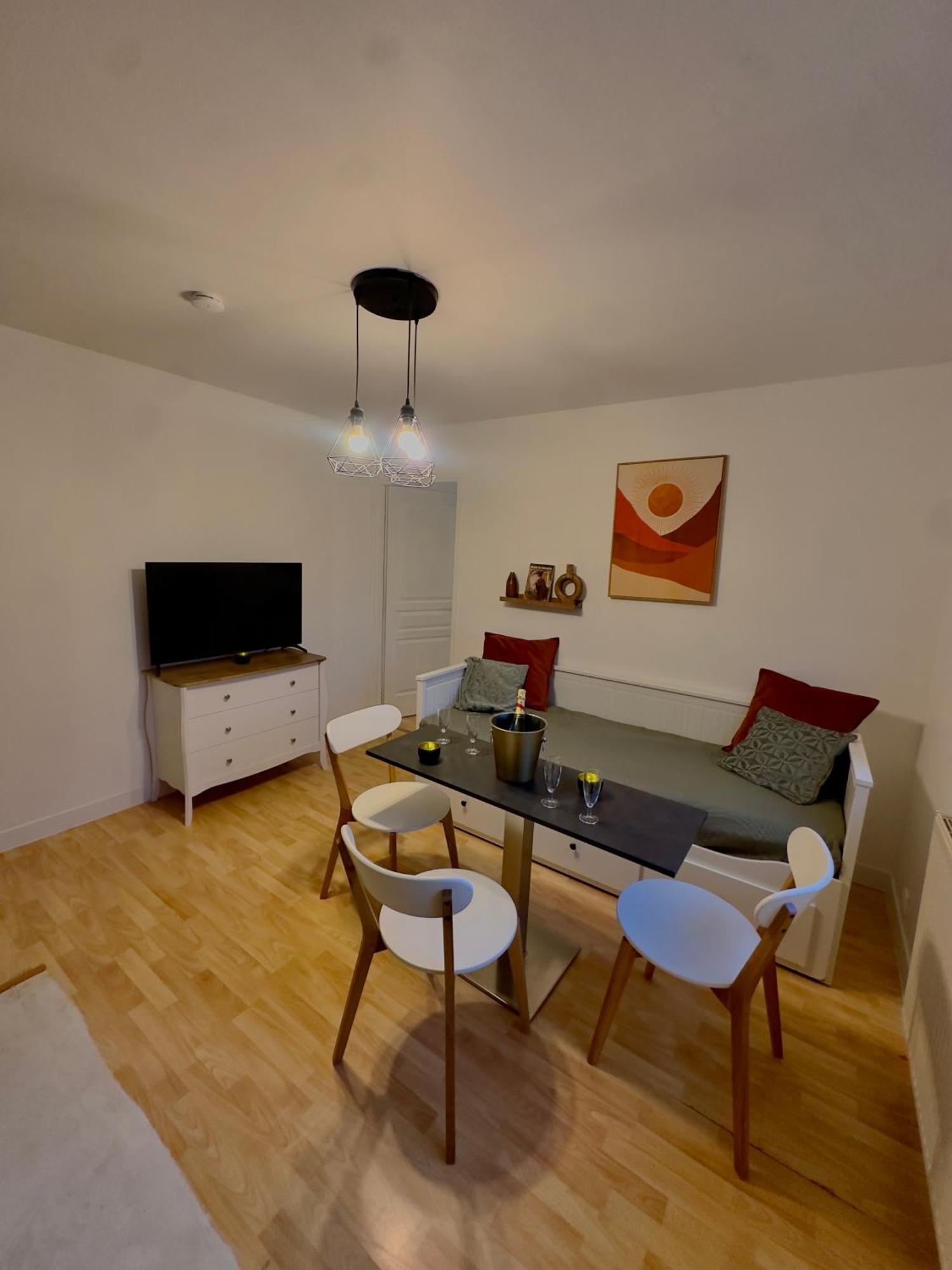 Appartement Chloe Du Lac Montferrat  Εξωτερικό φωτογραφία