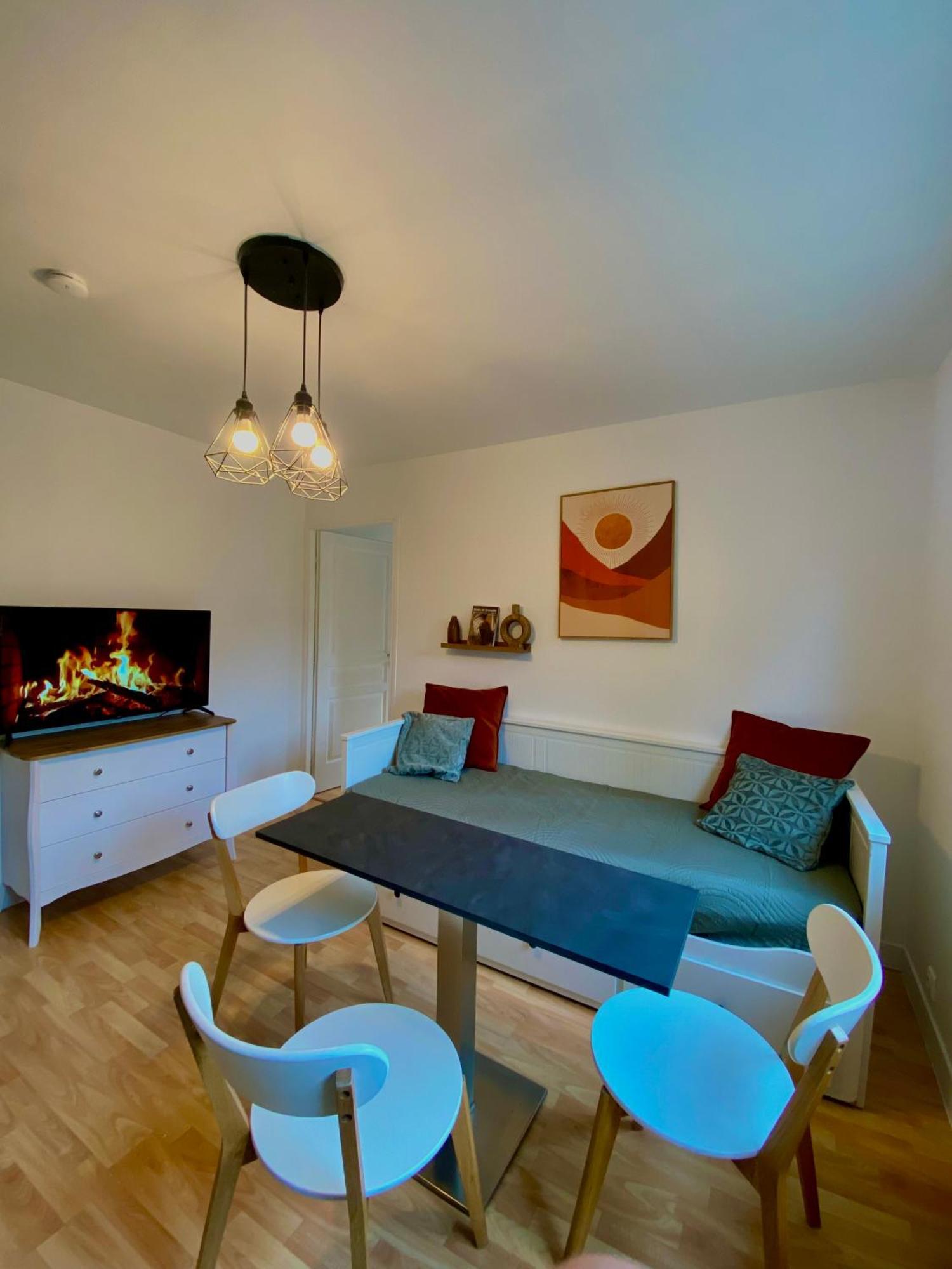 Appartement Chloe Du Lac Montferrat  Εξωτερικό φωτογραφία
